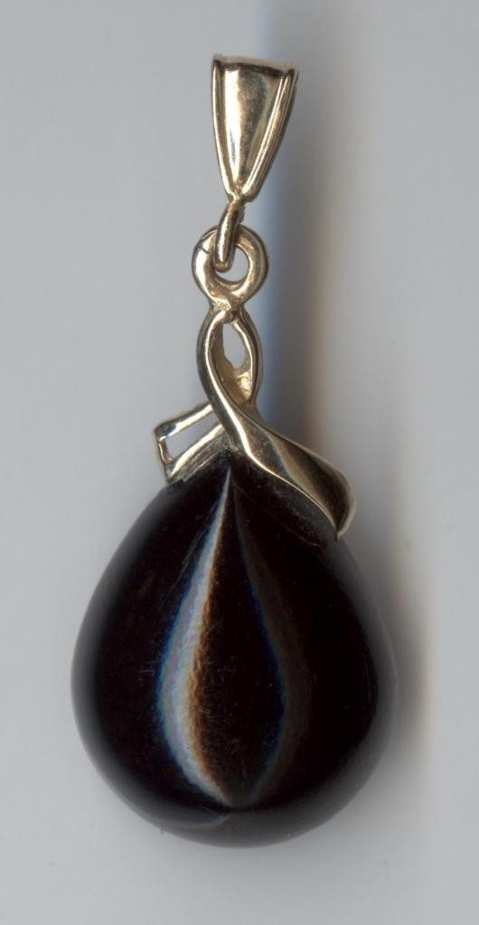 14K 1.12 Gram Solid Yellow Gold 17mm Pear Black Plastic Resin Pendant -qm