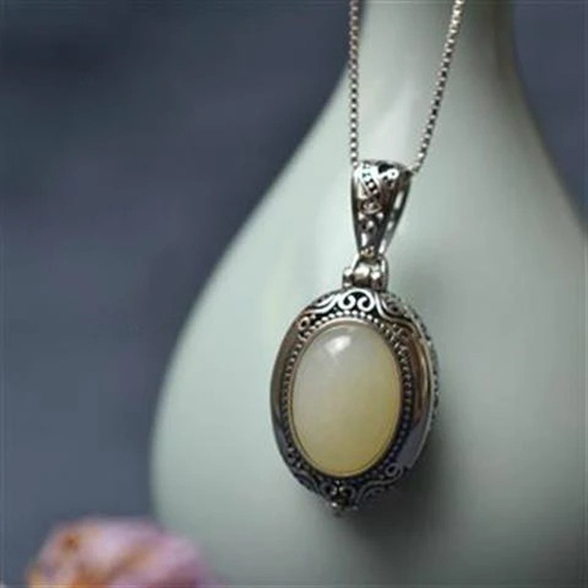Vintage Sterling Silver Oval Locket Pendant Filigree Scrollwork Natural Stone 92