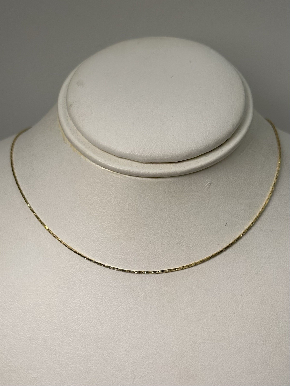 14K Yellow Gold Twisted Triangle Link Chain Necklace, 16”, 0.5 mm, 1.4 g