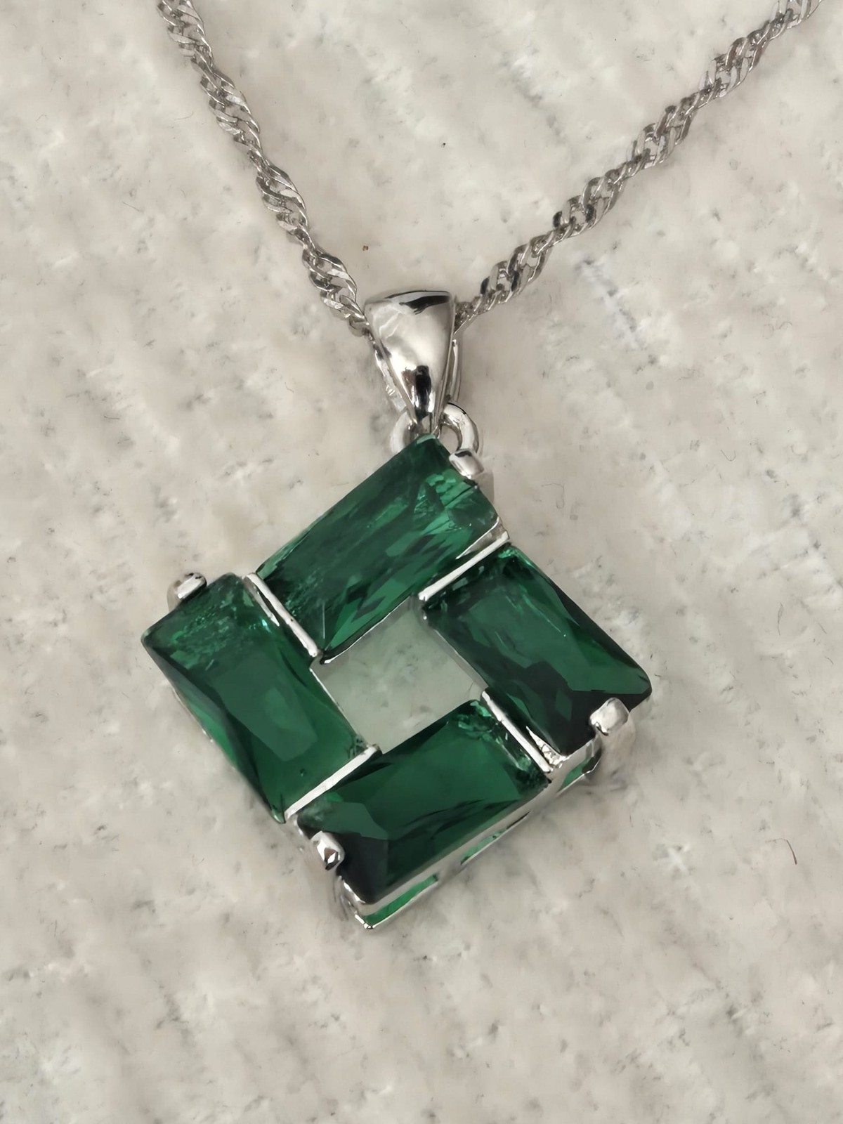 Sterling Silver Green Square Crystal 18 Inch Adjustable Necklace. UK Seller