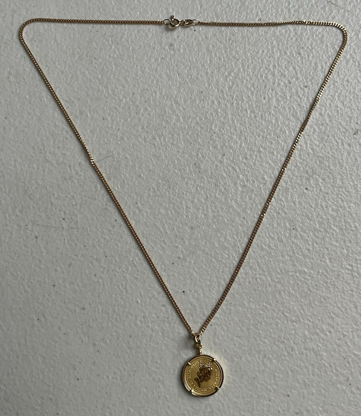 Perth mint 1997 Australia 1/10 oz Gold Lunar Ox Coin Pendant 9k Gold Necklace