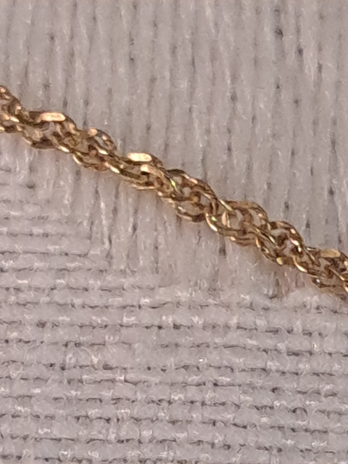 Dainty Solid 10K Yellow Gold Chain Necklace 1.07g Thin Sparkle Link Stamped CCJ
