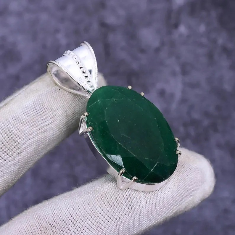 Emerald Oval Gemstone Pendant 925 Sterling Silver Handmade Jewelry For Gift