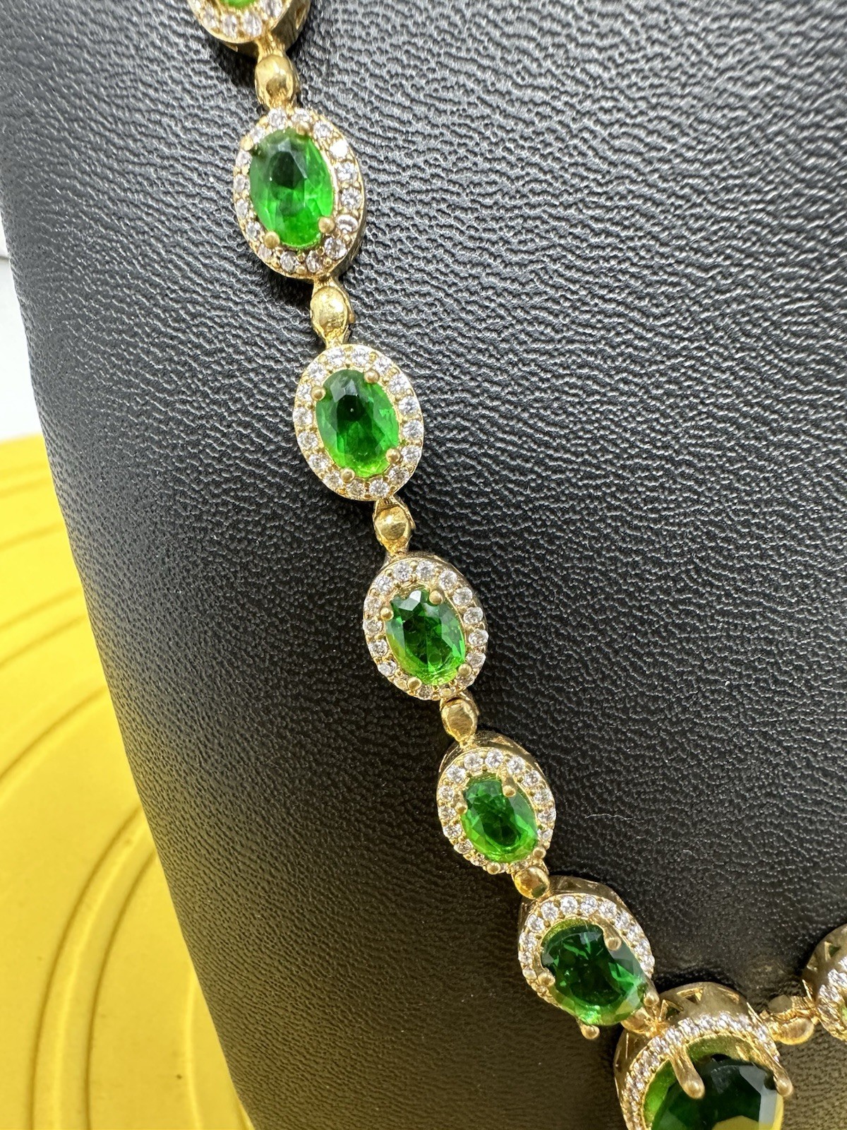 Sterling Silver Emerald & CZ Choker Tennis-Style Choker Necklace Chic 40g 18 In