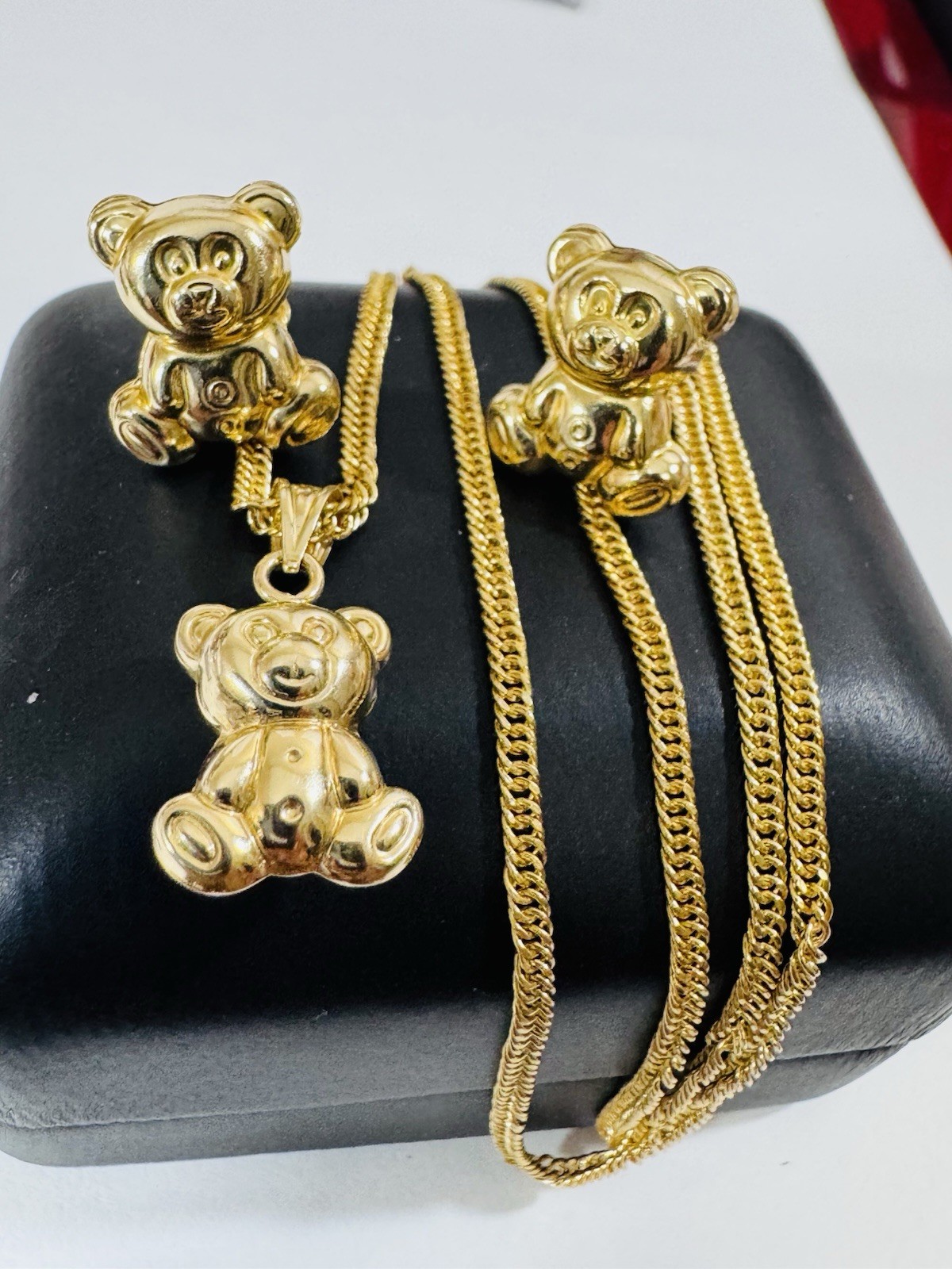 18K 750 Gold Bear Set Earring & Necklace 15.6”/16” Long 6.5g 2.2g