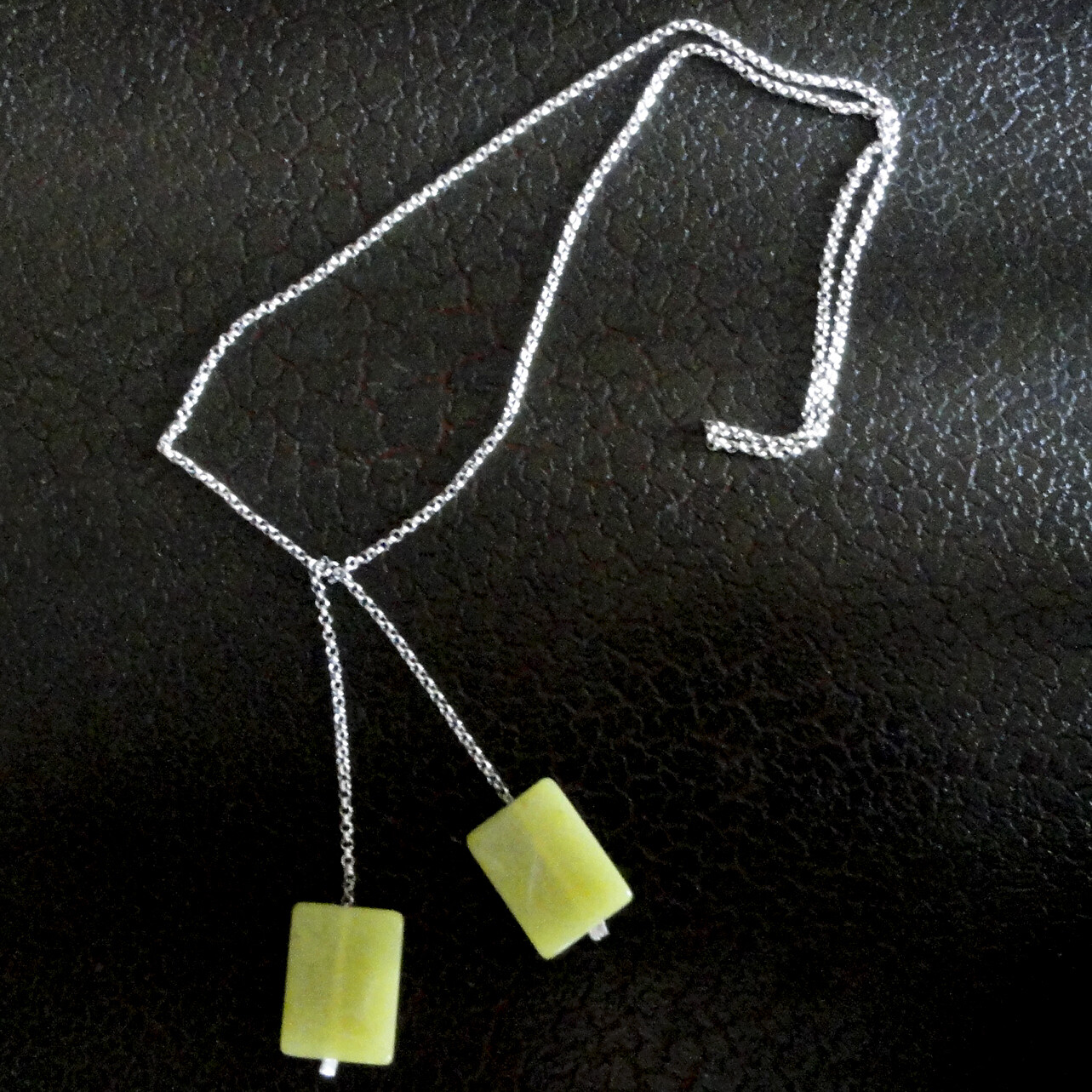 VTG Sterling Silver W/ Yellow Green Opaque Gem Tie Lariat Pendant Necklace RARE
