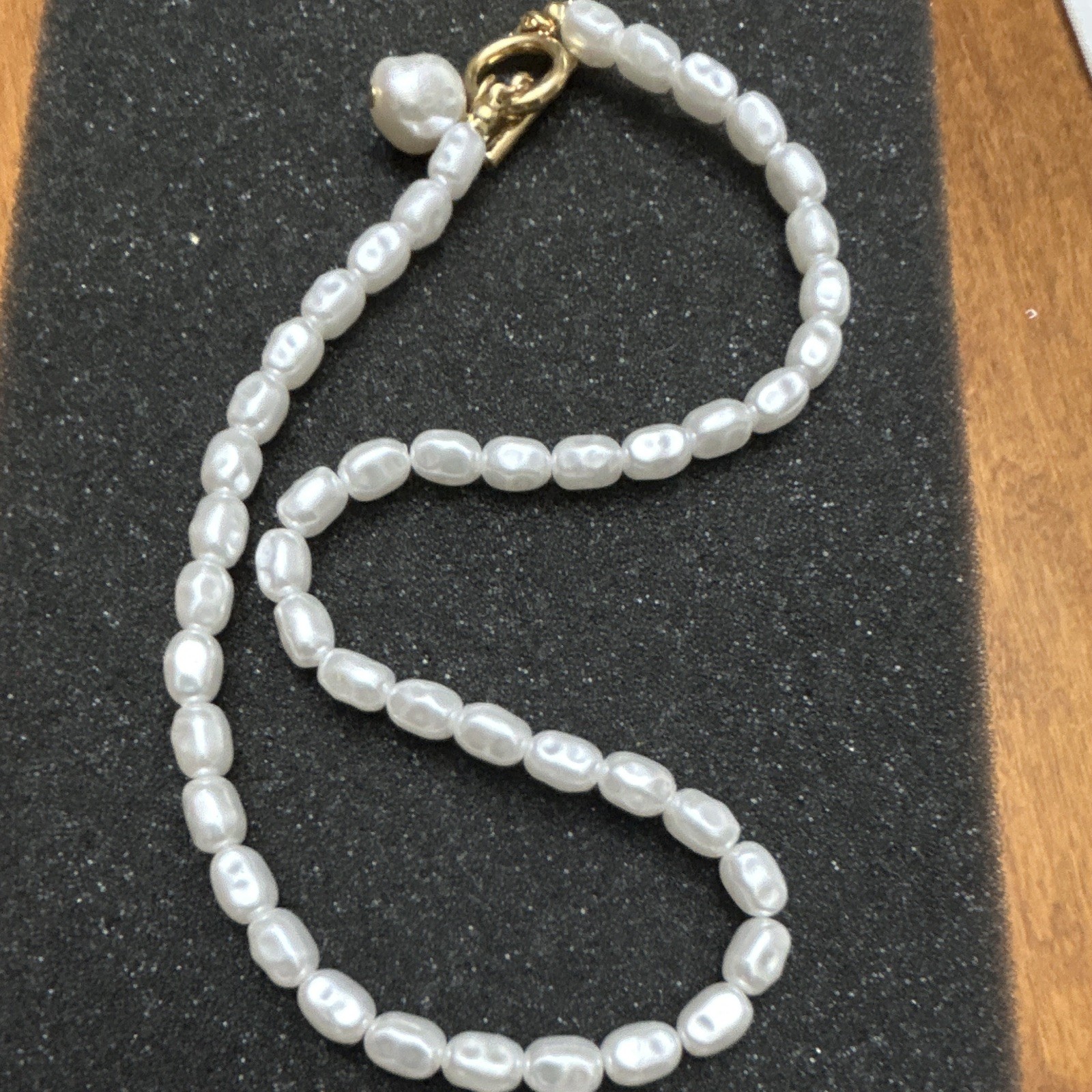 White Baroque Pearl Beaded Necklace Strand Yellow Gold Toggle Clasp