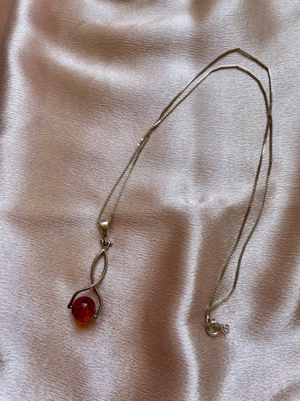 vintage sterling silver amber pendant with italy chain about 18”