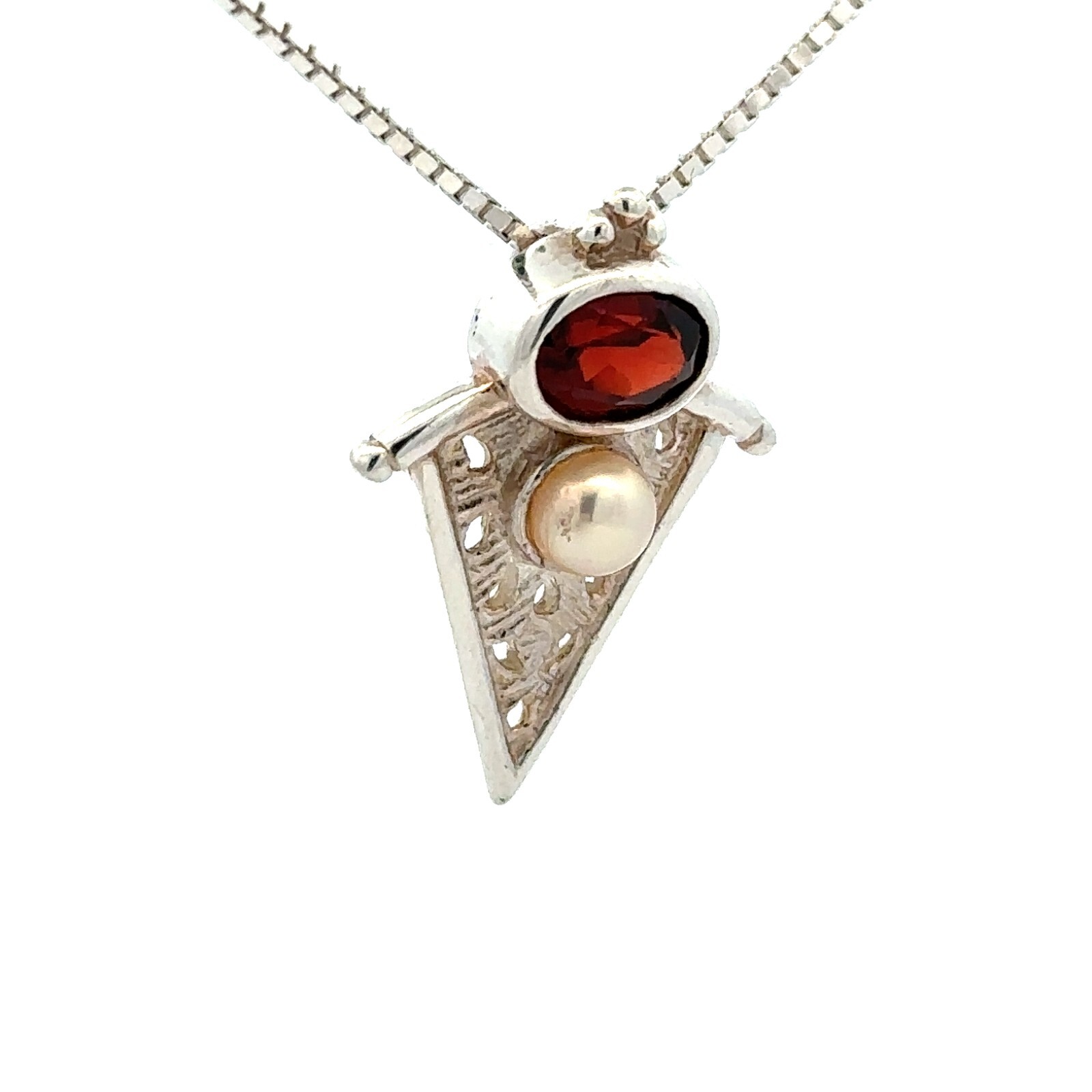 Sterling Silver Garnet And Freshwater Pearl Pendant (5/8 x 7/8 Inch)