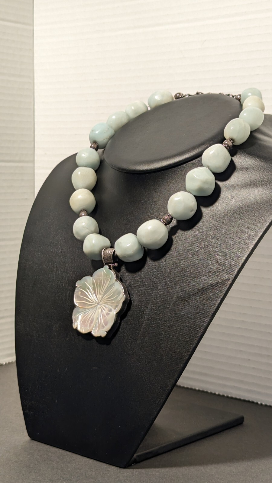 EXEX 925 Claudia Agudelo Green Jade Necklace With Mother of Pearl Pendant Rare
