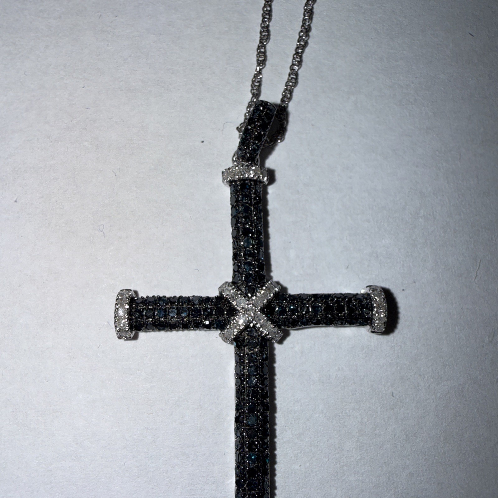 925 Sterling Silver Black & White Diamond Cross Pendant w 925 Chain