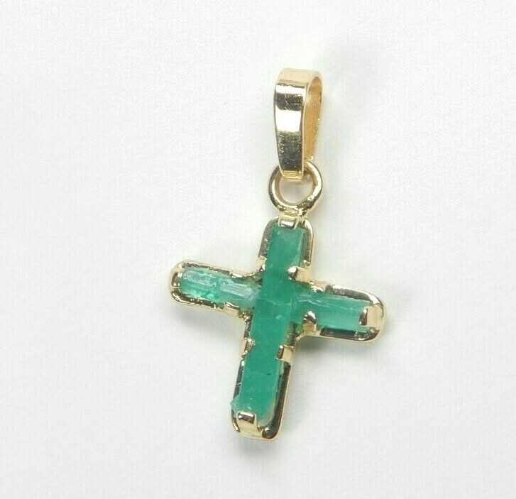 Colombian Emerald Cross Pendant 18K Yellow Gold Jewelry Muzo Mines