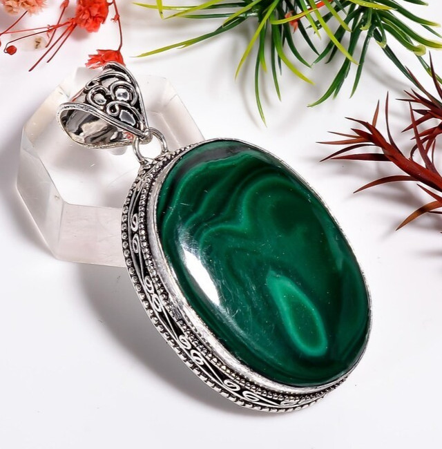 Natural Malachite Gemstone Handmade 925 Sterling Silver Jewelry Oval CutPendant
