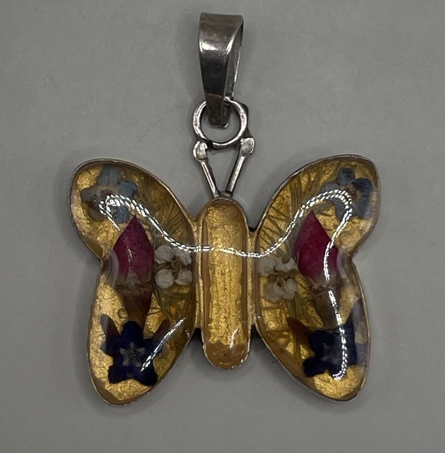 Women’s Pendant Sterling 925 Dried Pressed Floral Butterfly Resin 1.25”