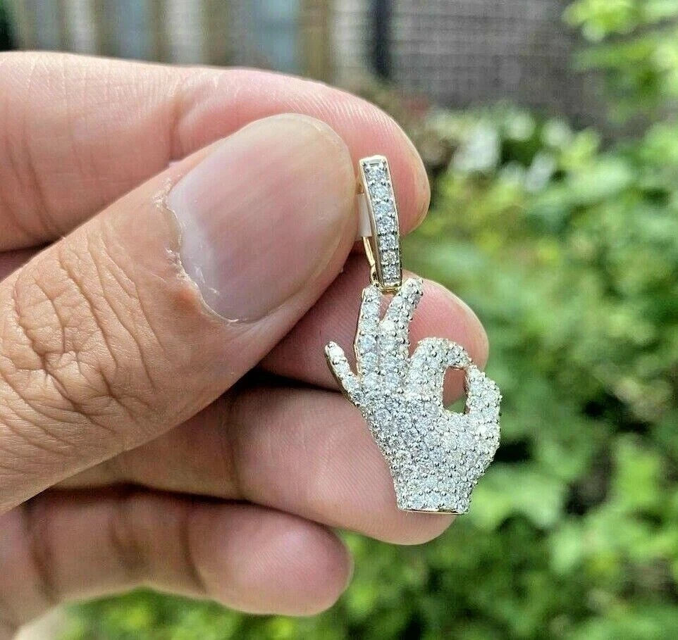 2Ct Round Cut Diamond Nice Sign Unisex Pendant 14K Yellow Gold Finish Free Chain