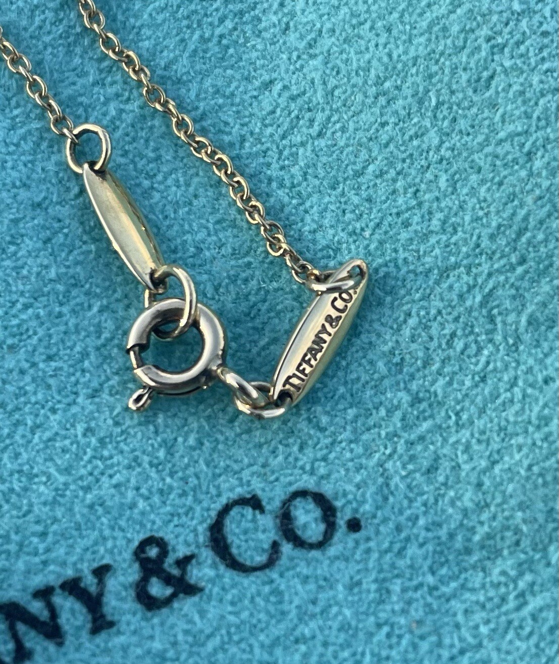 Tiffany & Co. 18k Gold LARGE Elsa Peretti Green Jade Open Heart Pendant Necklace