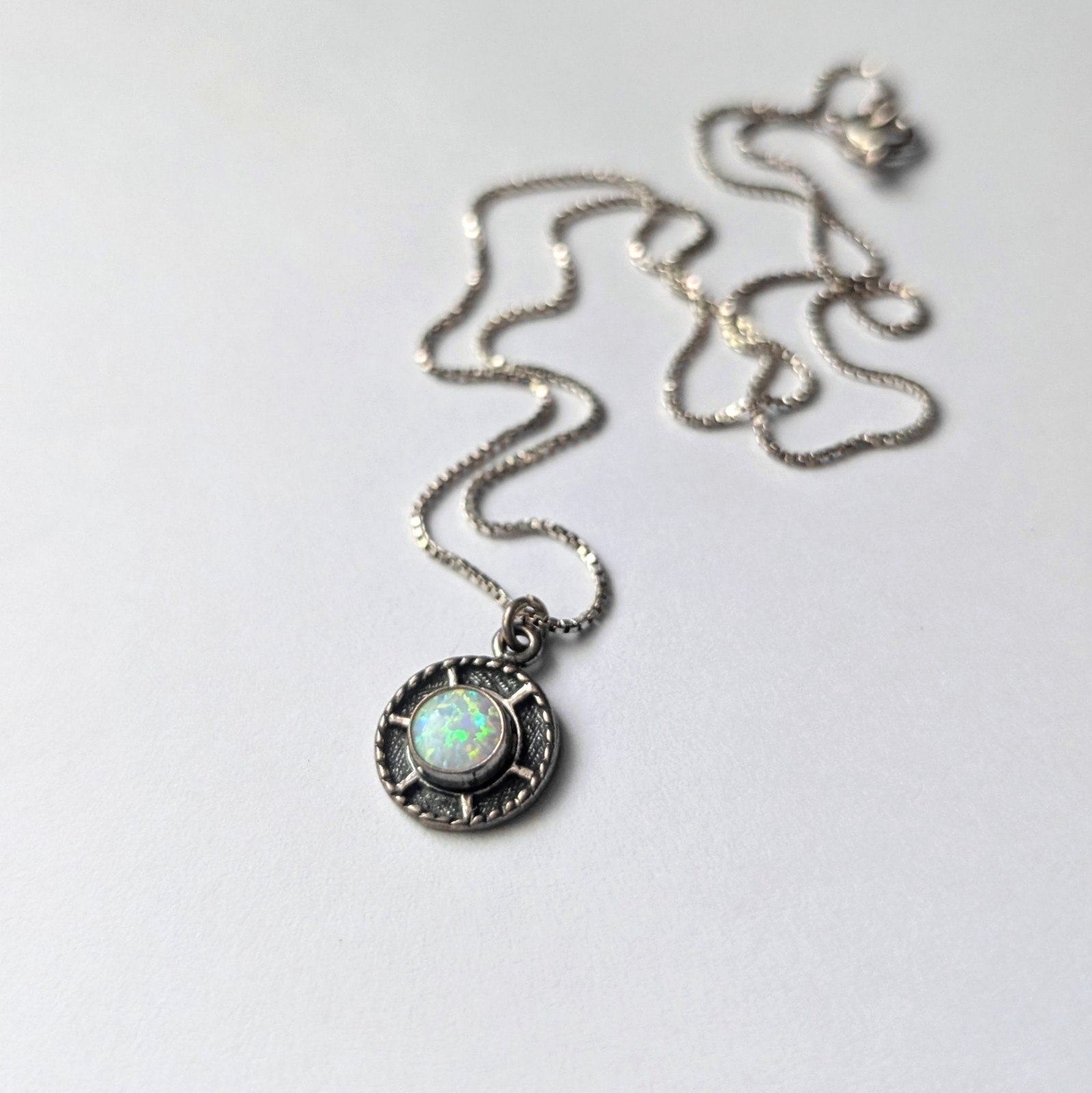 Sterling silver necklace Circle round opal pendant Stamped 925