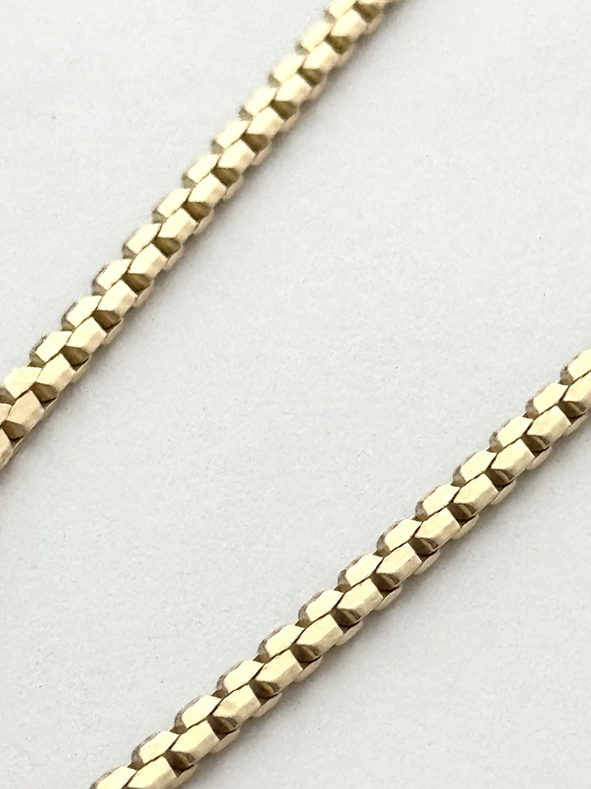 UNISEX CHAIN NECKLACE 14K YG, ITALY, 16.0 GRAMS, 24″ LONG , APPR RET USD $4,300
