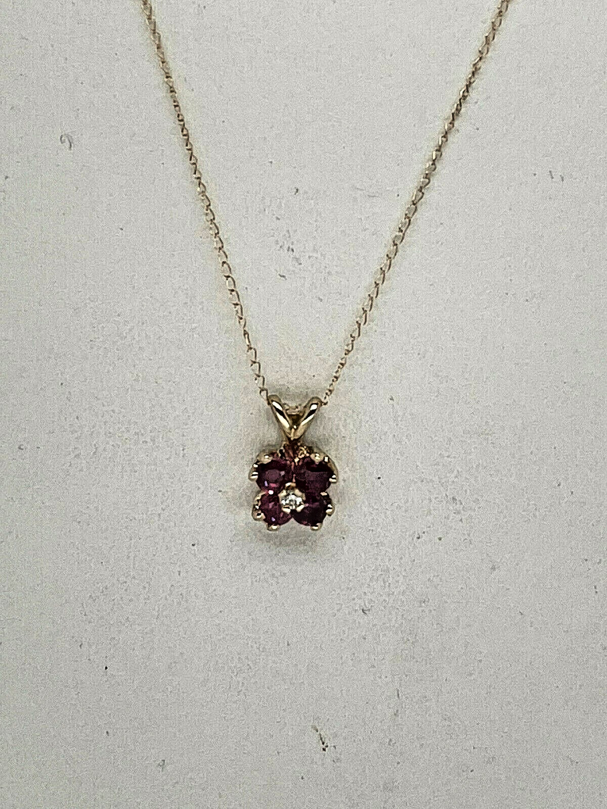 14k Yellow Gold .40 Ct Ruby & Diamond Acc Pendant Necklace 16” cable chain, 1 Gr