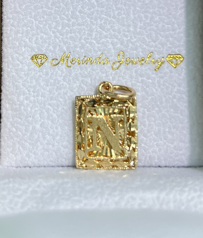 18k Solid Yellow Gold Unisex Initial “N” Rectangle Charm Pendant, 1.98 Grams