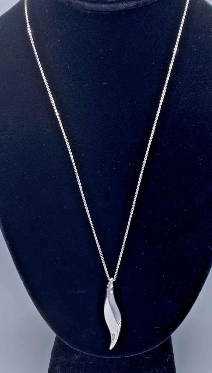 Kit Heath Sterling Silver Edge Long Pendant Necklace 26–30″ Signed NWT 13g