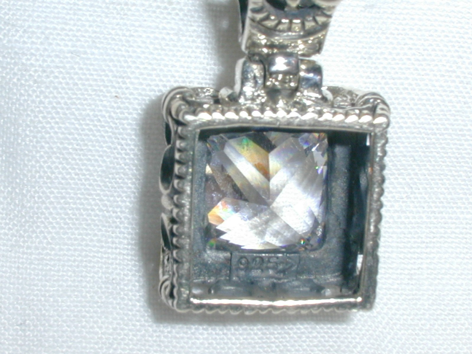 SILPADA STERLING SILVER LARGE PRONG SET WHITE TOPAZ STONE W/ FLEUR-DE-LIS BALE!