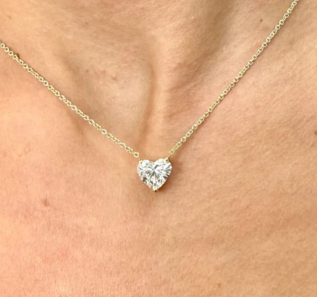 2Ct Heart-Cut EF/VS1 Lab Grown Diamond Prong Necklace& Pendant 14k Yellow Gold