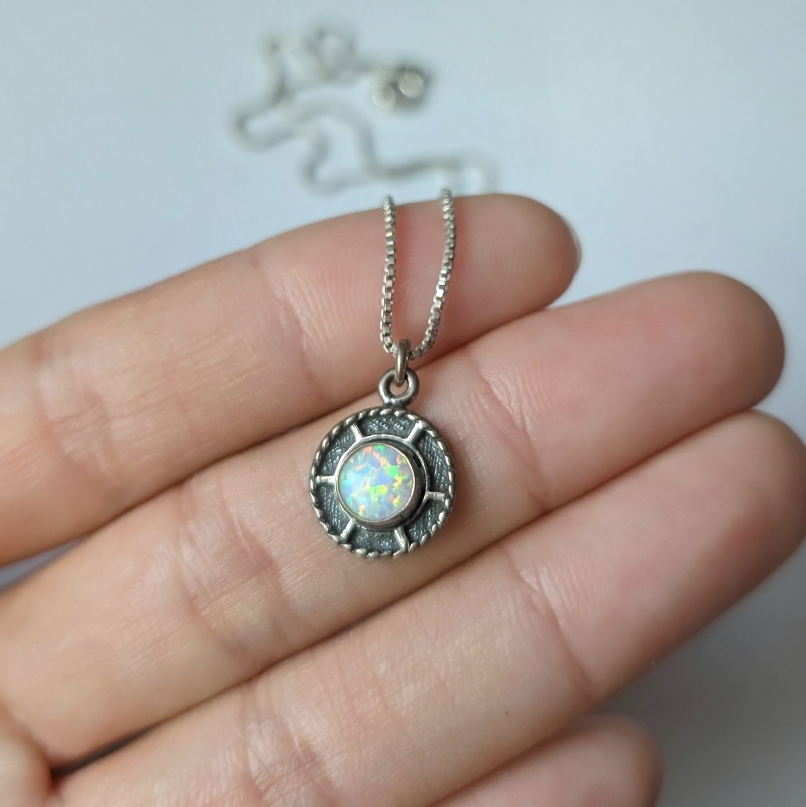 Sterling silver necklace Circle round opal pendant Stamped 925
