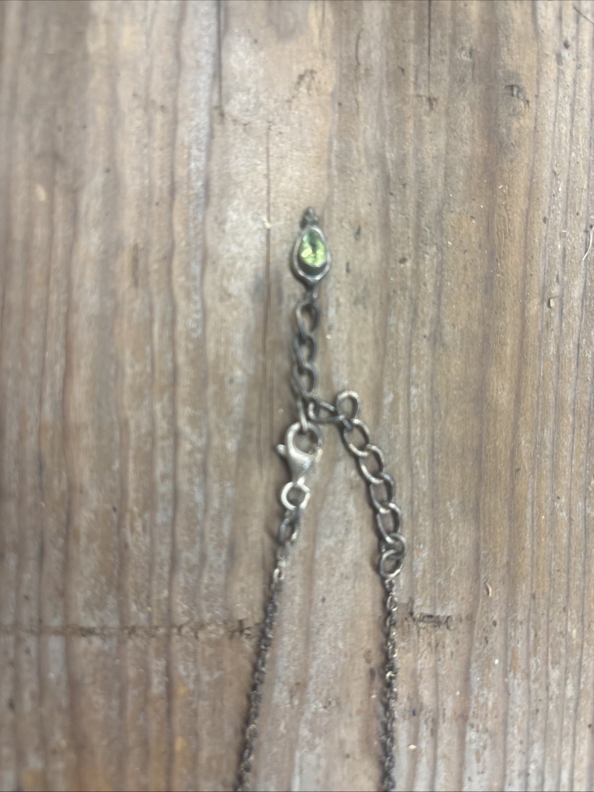ANDREA JAYE 925 STERLING SILVER DELICATE PERIDOT DANGLING 18” NECKLACE COLLECT.