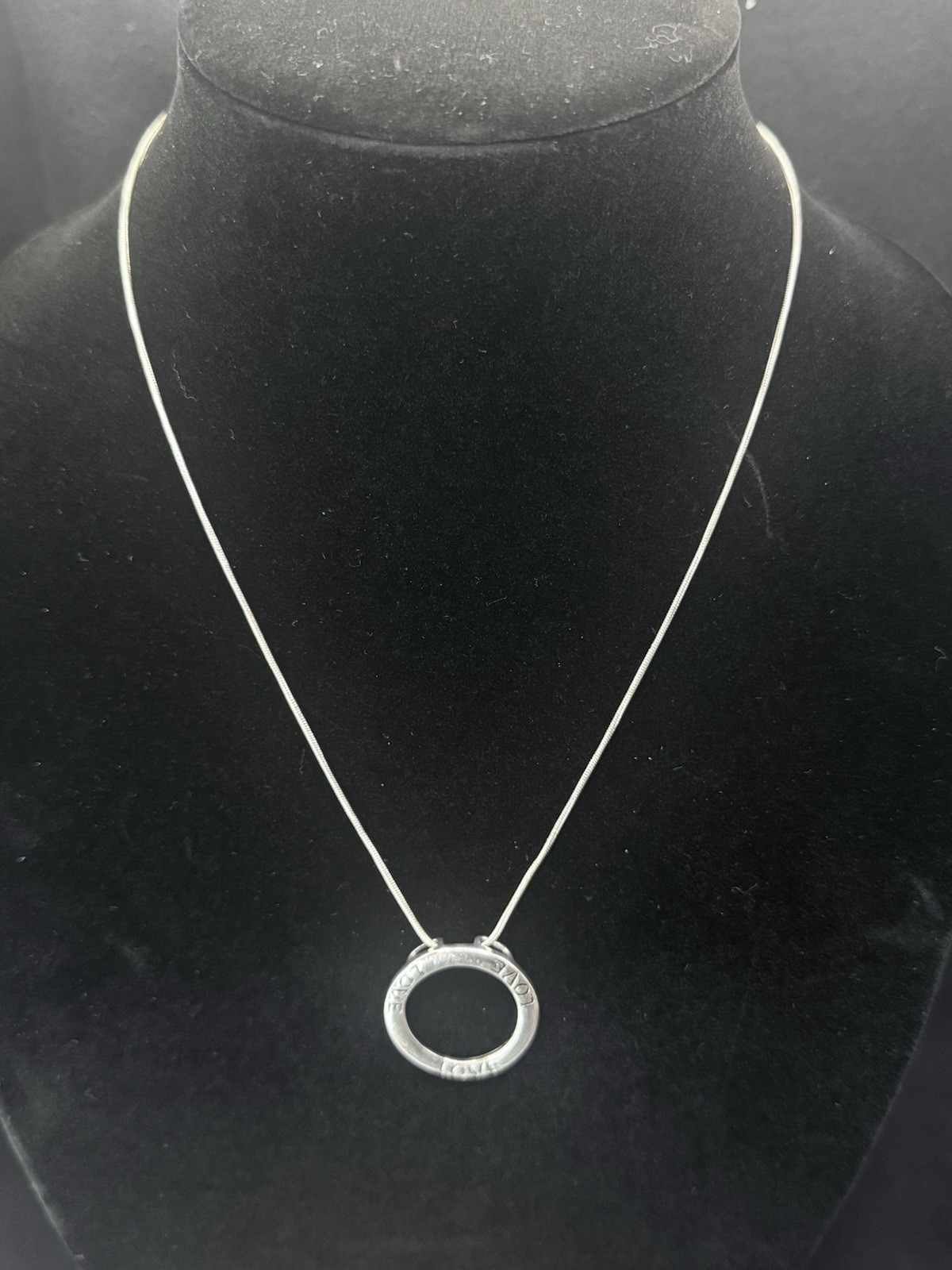 LOLA Signed 925 Sterling Silver Circle Pendant Snake Chain Necklace Lobster