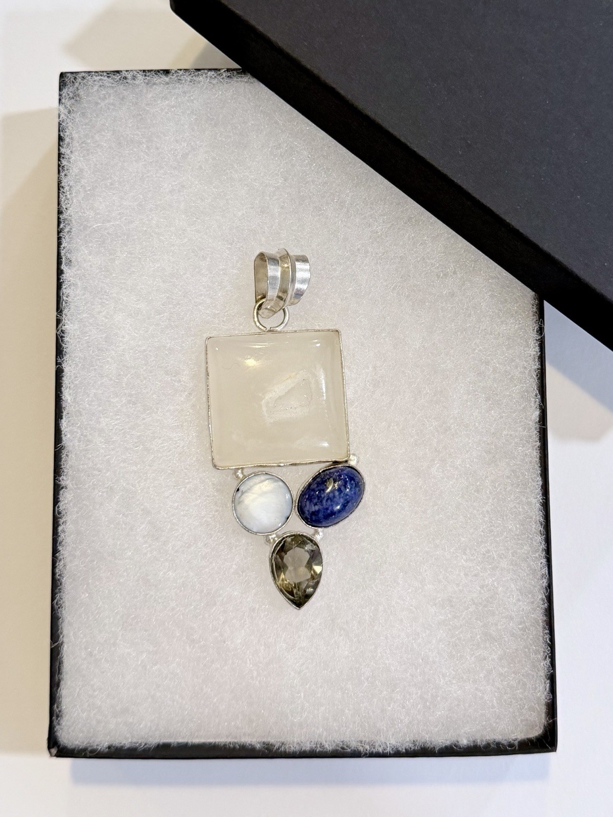 Ethereal 925 Sterling Silver Multi-Gem Artisan Pendant 23.66g Lapis, Agate