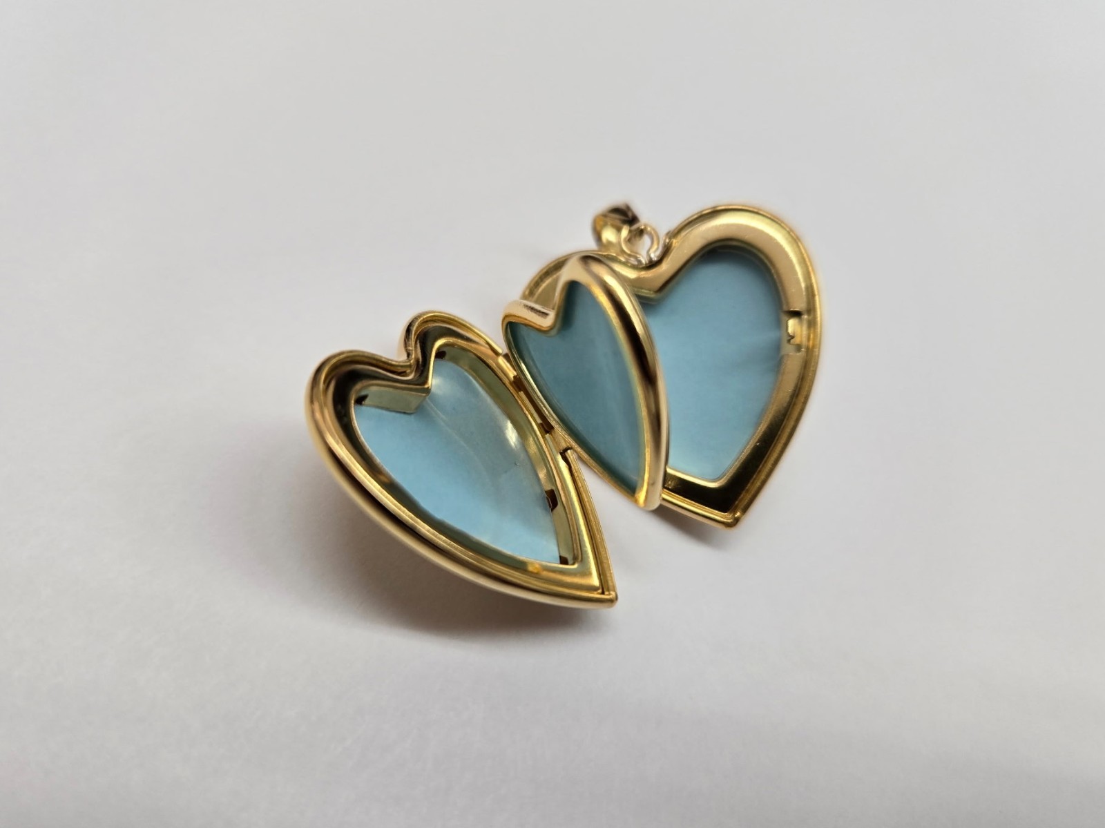 925 Sterling Silver Gold Plated Scroll Heart Locket Pendant 1 Inch (25mm) Tall