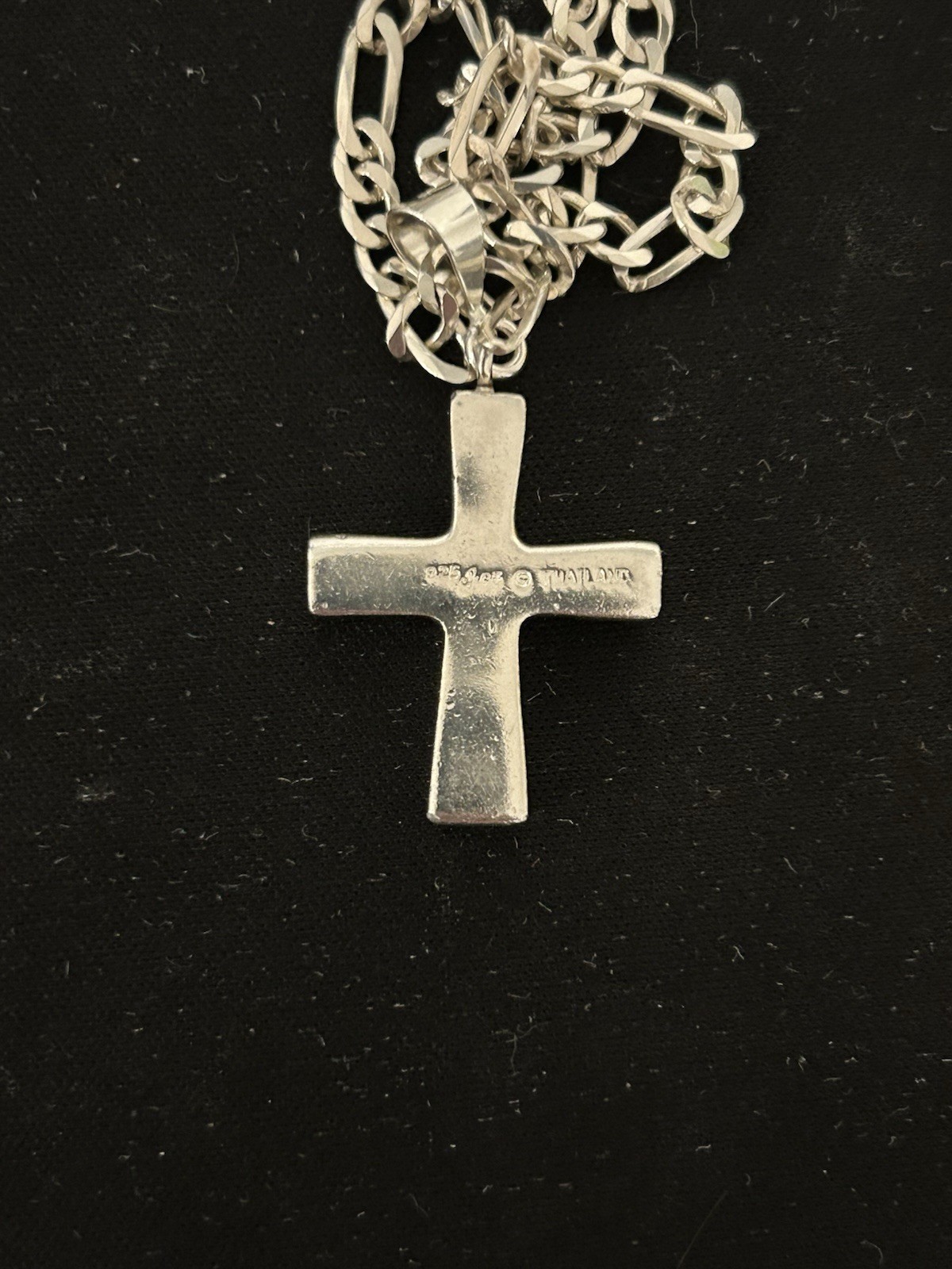 Jezlaine 925 Sterling Silver Solid Cross Pendant & Figaro Chain 20″ 14.5g