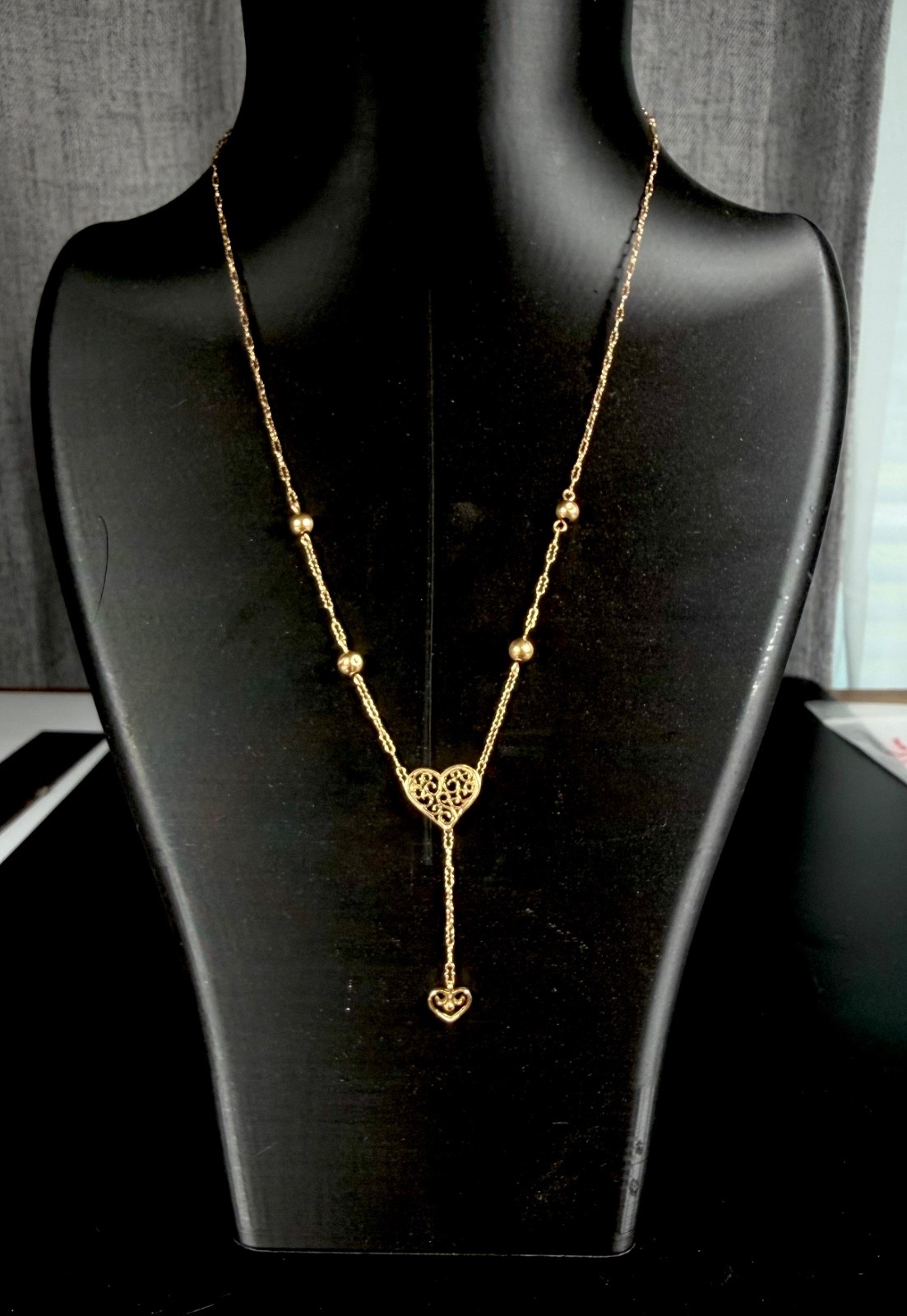 Vintage 14K Gold Filigree Openwork Heart Necklace 17″ Dual Hearts Stations