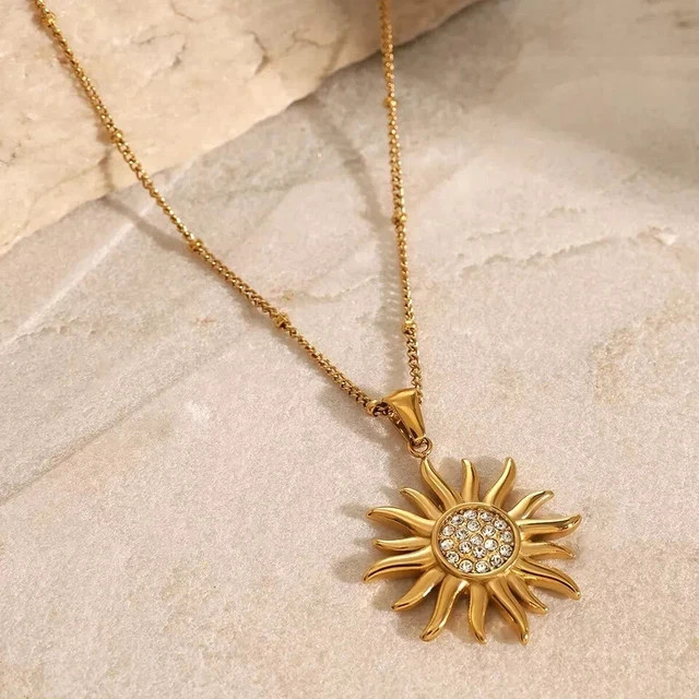 1.30Ct Round Lab Created Diamond Round Flower Pendant Set 14K Yellow Gold Plated