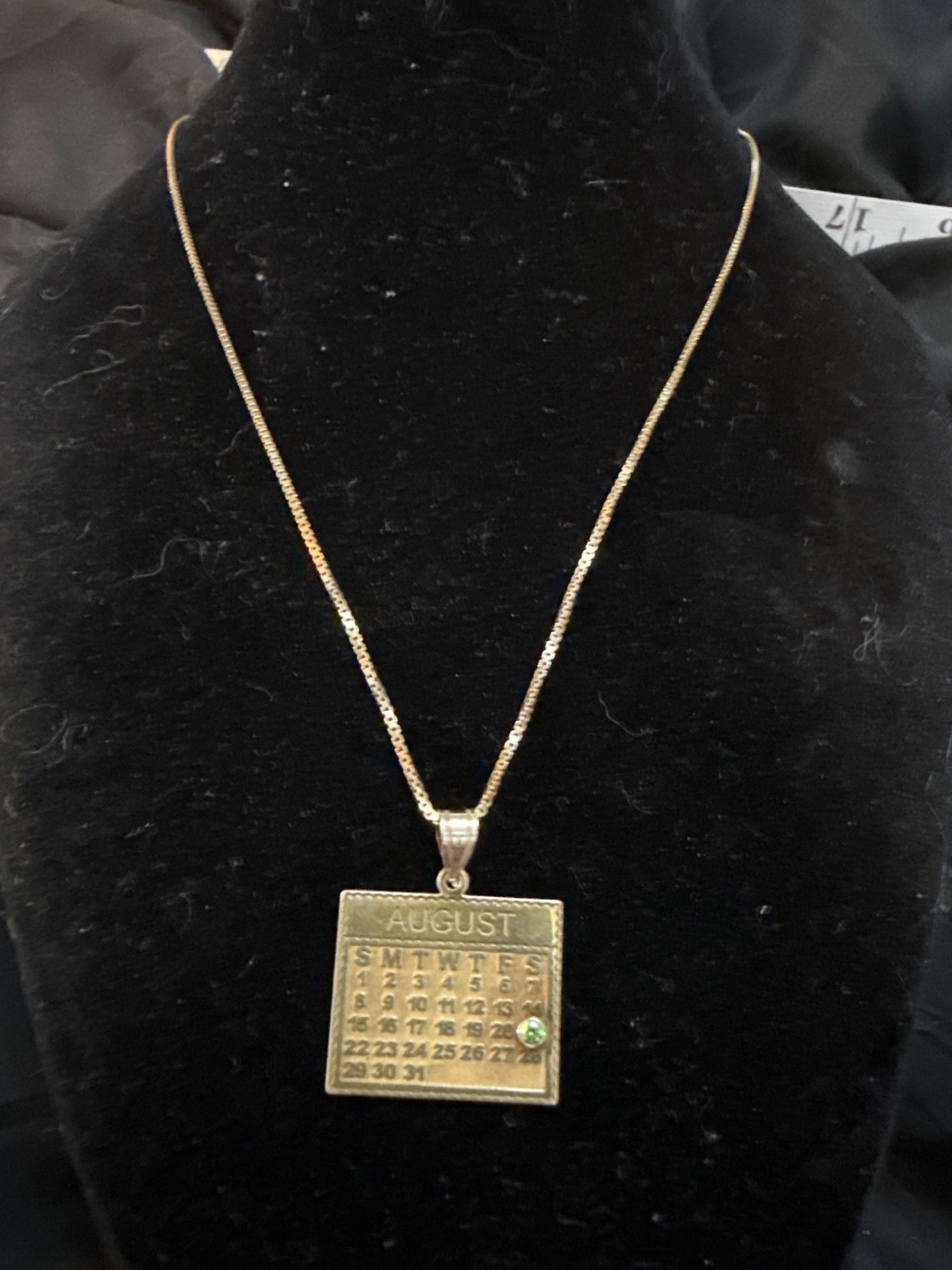 Birthday birthstone 925 necklace calendar month of August pendant green stone