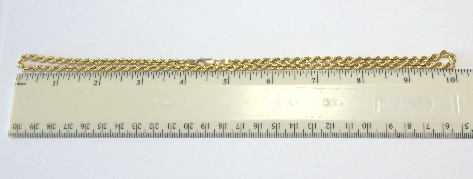 18ct Hallmarked Solid Gold Rope Chain Necklace. Length 20in. 13grams