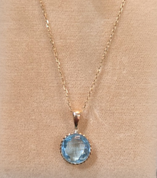 14k Yellow Gold Blue Topaz Necklace 17″ 3.37g