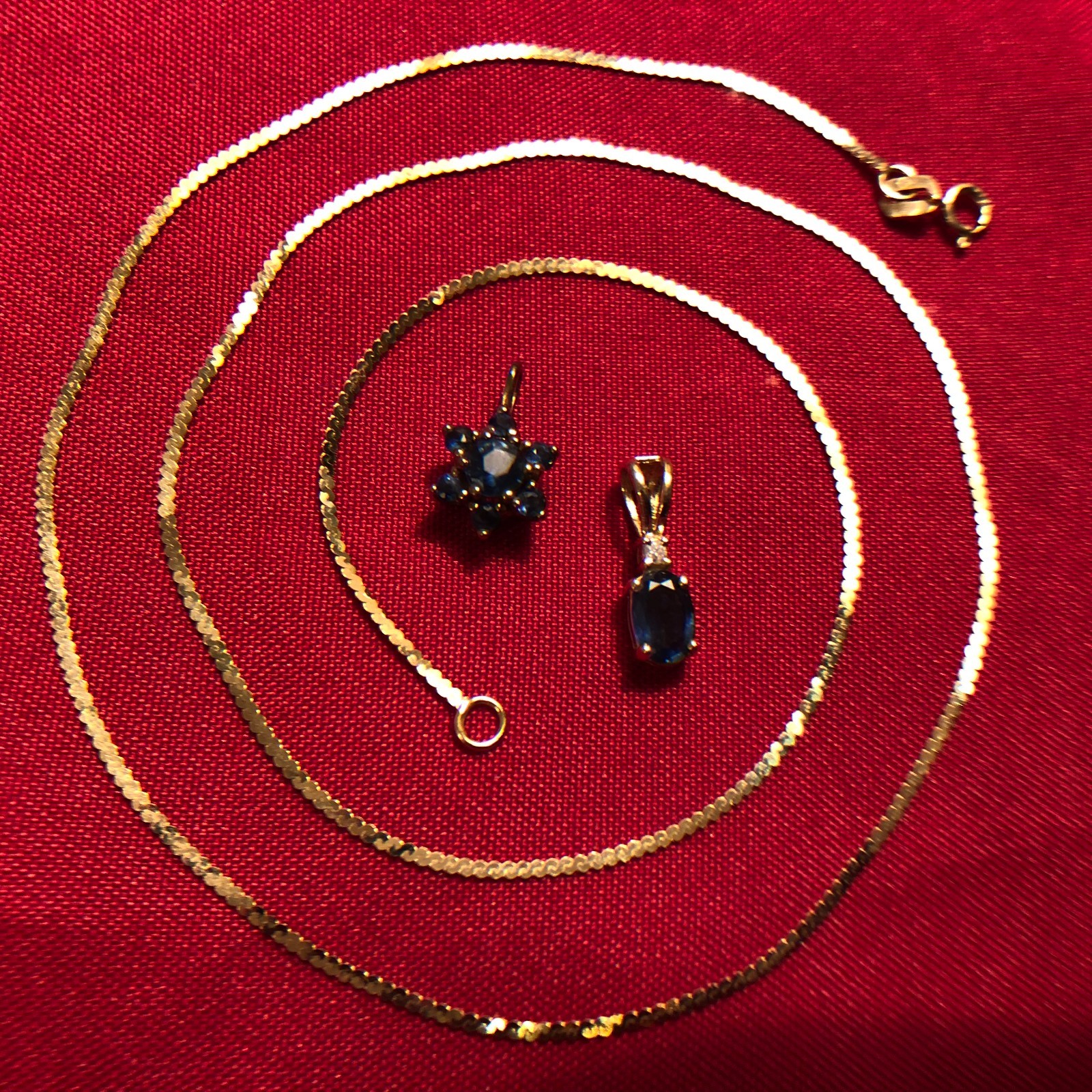 Italy 14K Yellow Gold Necklace 15.75″ 1.23 G + 2 Sapphire Pendants 2.3 G TOTAL