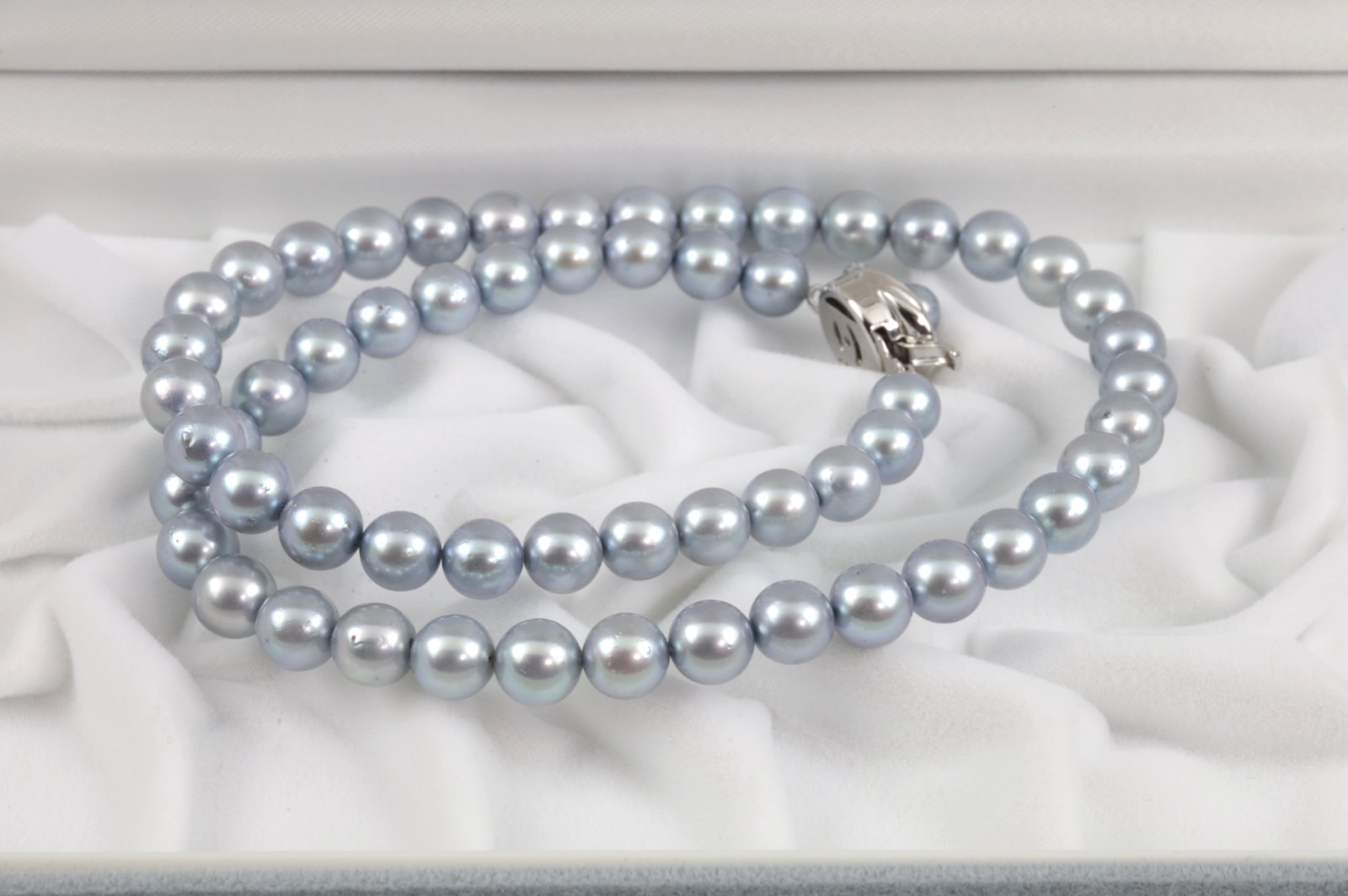 TASAKI Akoya Blue Pearl Necklace 7.0-7.5mm 17″ Silver Clasp w/ Case