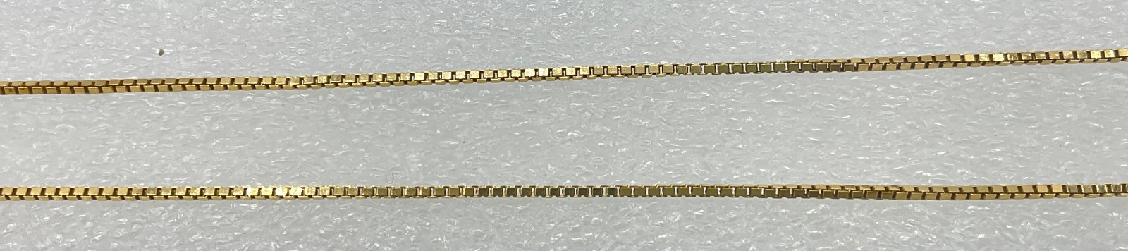 14k Gold Box Link Chain Necklace Unoaerre Italy 18in, 2.5g, 0.8mm