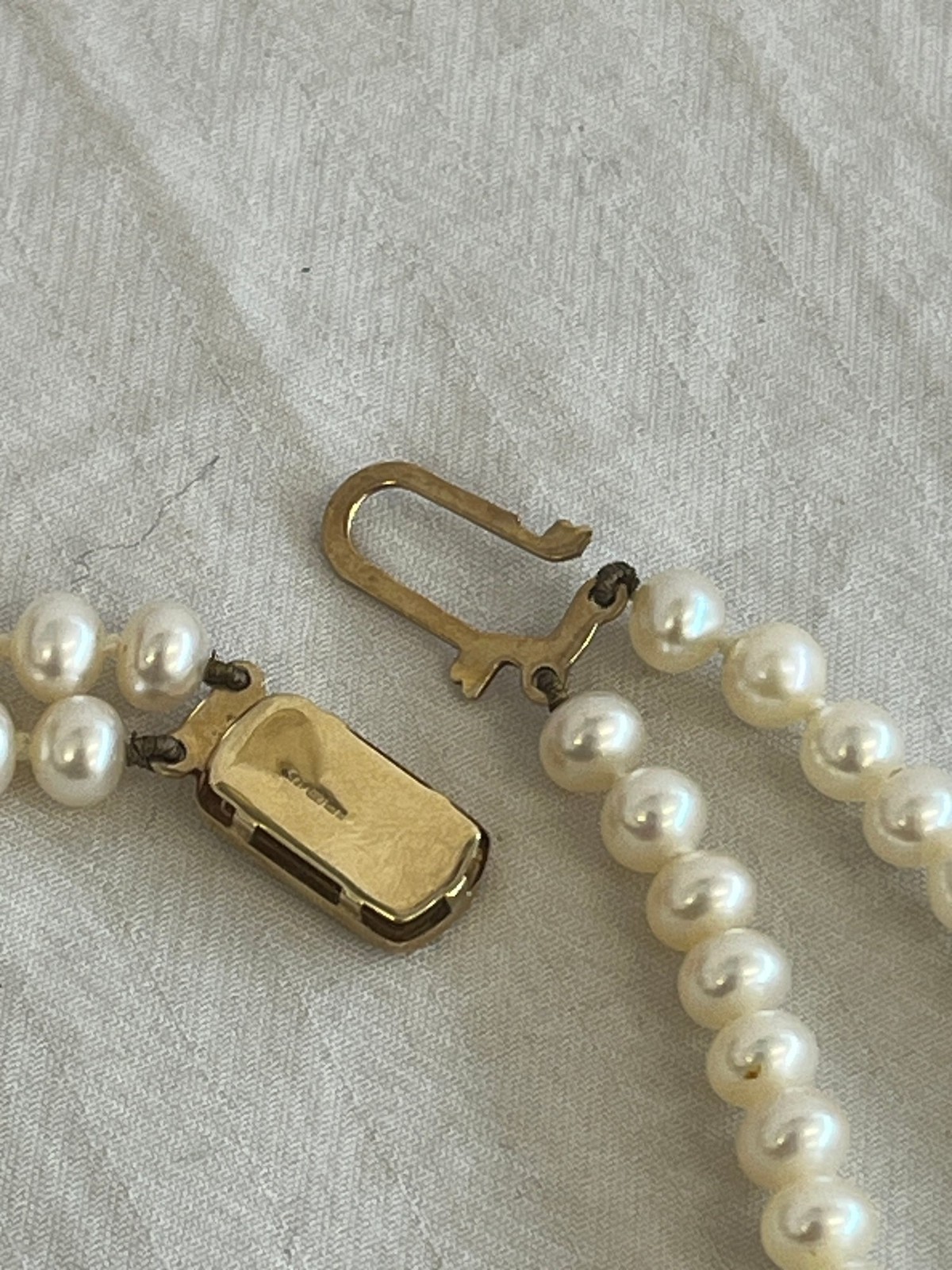 Vintage Lotus 9ct Gold Cultured Pearls Double Strand Necklace with Box