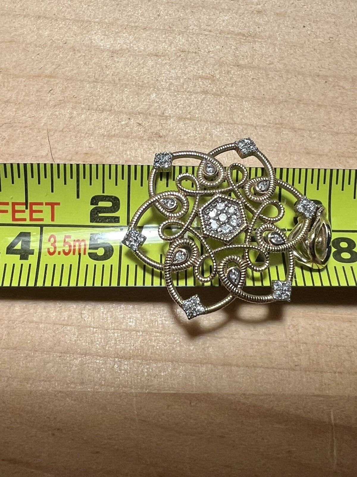 0.20Ct Natural Diamond Floral Filigree Round Scroll Pendant 10K Yellow Gold