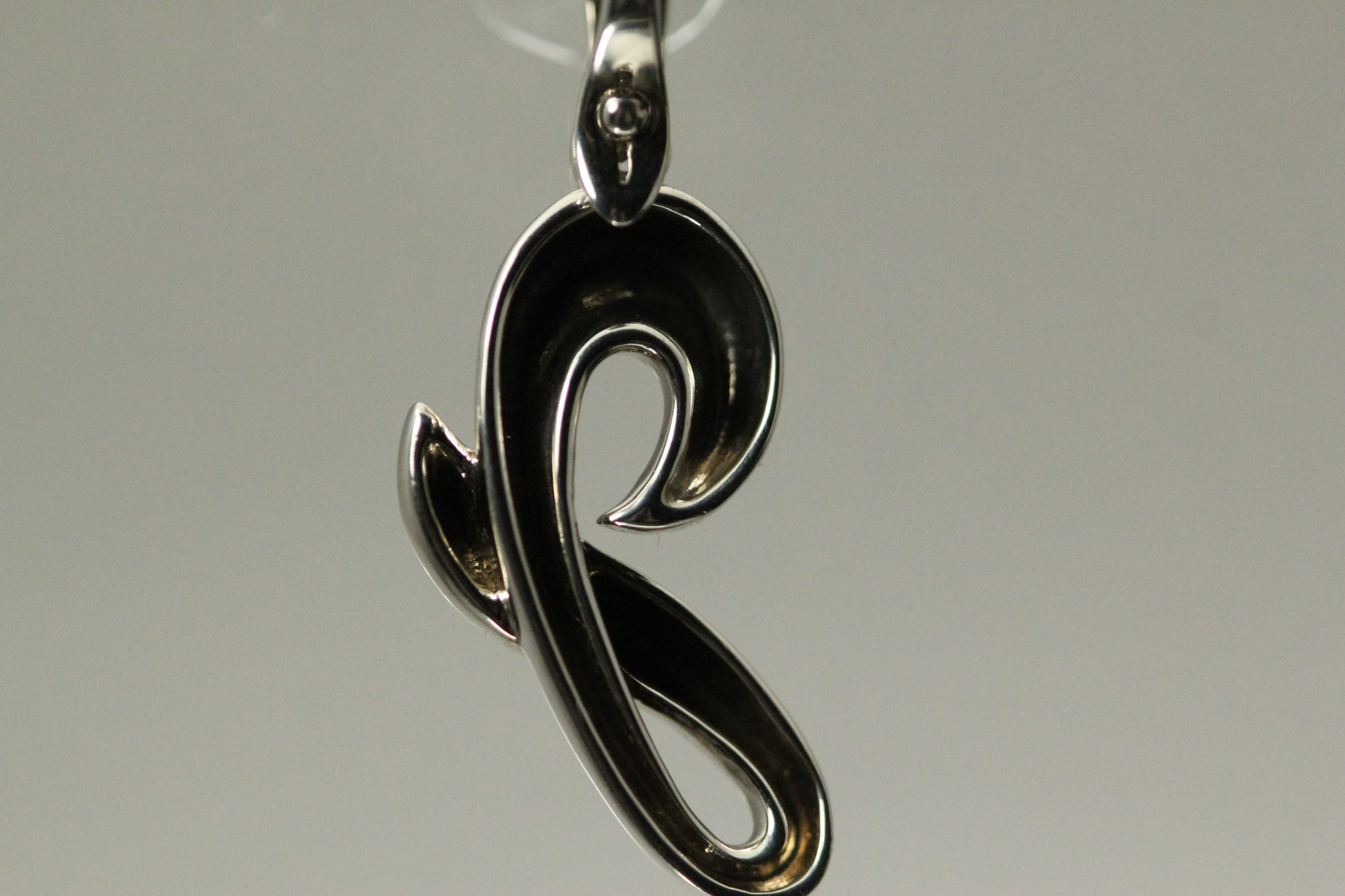 925 Sterling Silver Fancy Letter “G” Pendant Enhancer Bail 3.4 Grams (PEN9399)