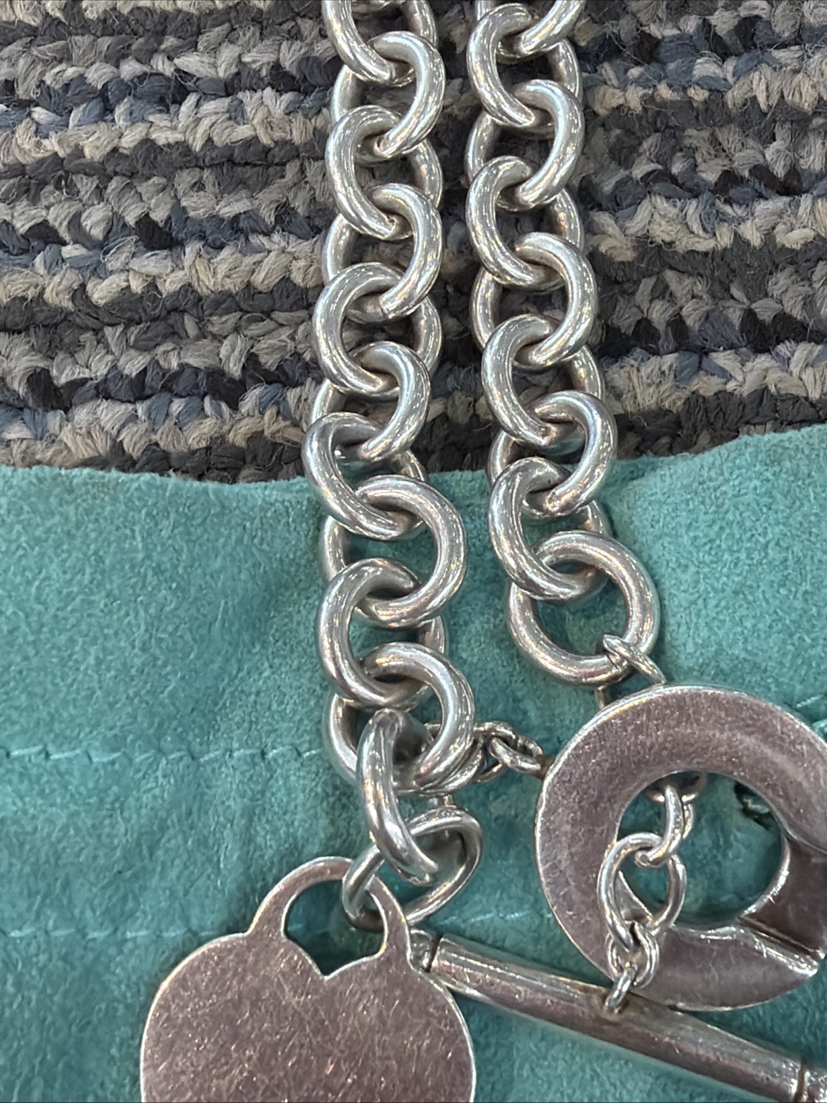 Authentic Tiffany & Co. Return to Tiffany Heart Tag Toggle Necklace 16” W/ Pouch