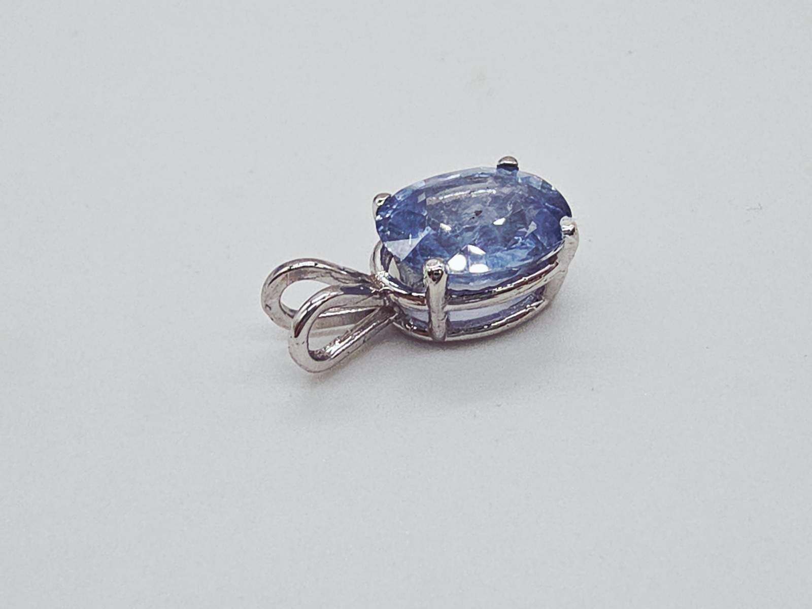 MANUFACTURER PRICING, 5.30 ct Oval Natural Blue Sapphire Pendant 14K White Gold
