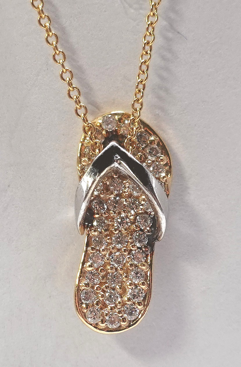 Lady’s petite 14k two tone gold pave diamond sandal flipflop pendant necklace 19