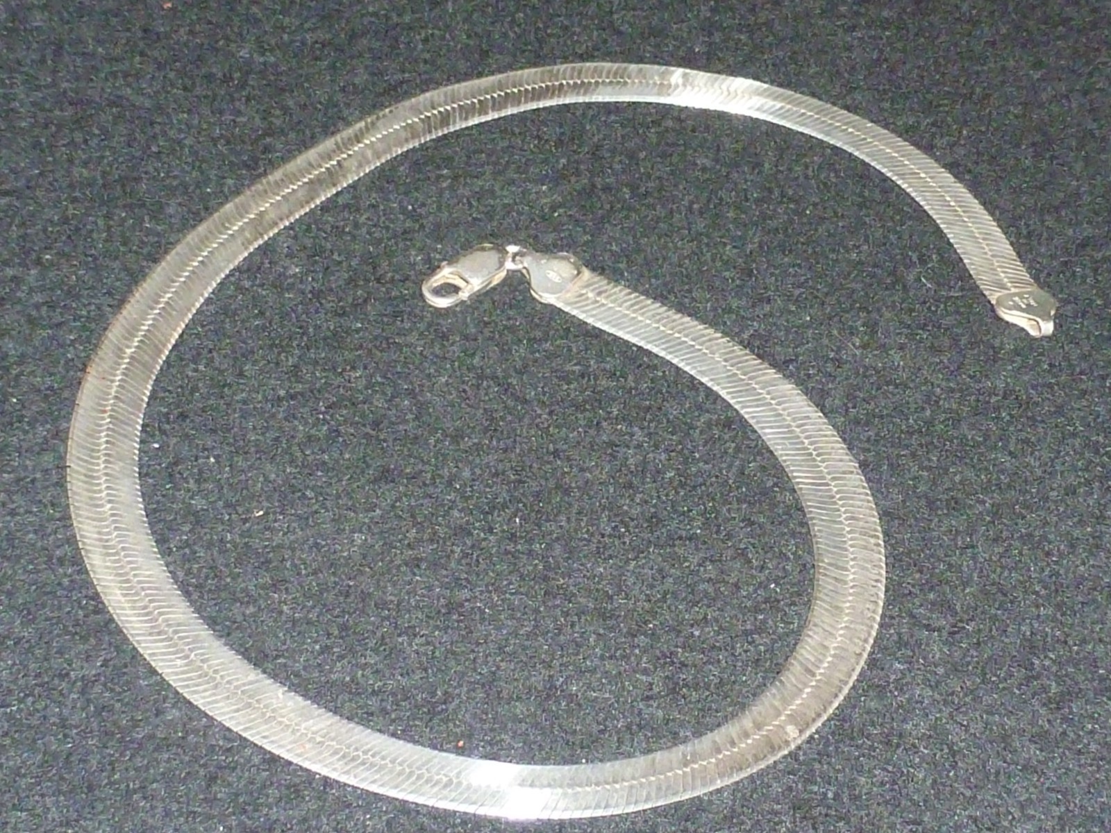 SOLID STERLING SILVER REVRSIBLE “MILOR” HERRINGBONE NECKLACE – 17″ – ITALY