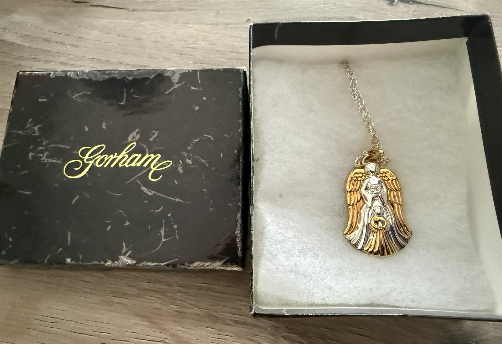 Gorham Sterling Guardian Angel Pendant Necklace 24″ Chain w/ Gift Box