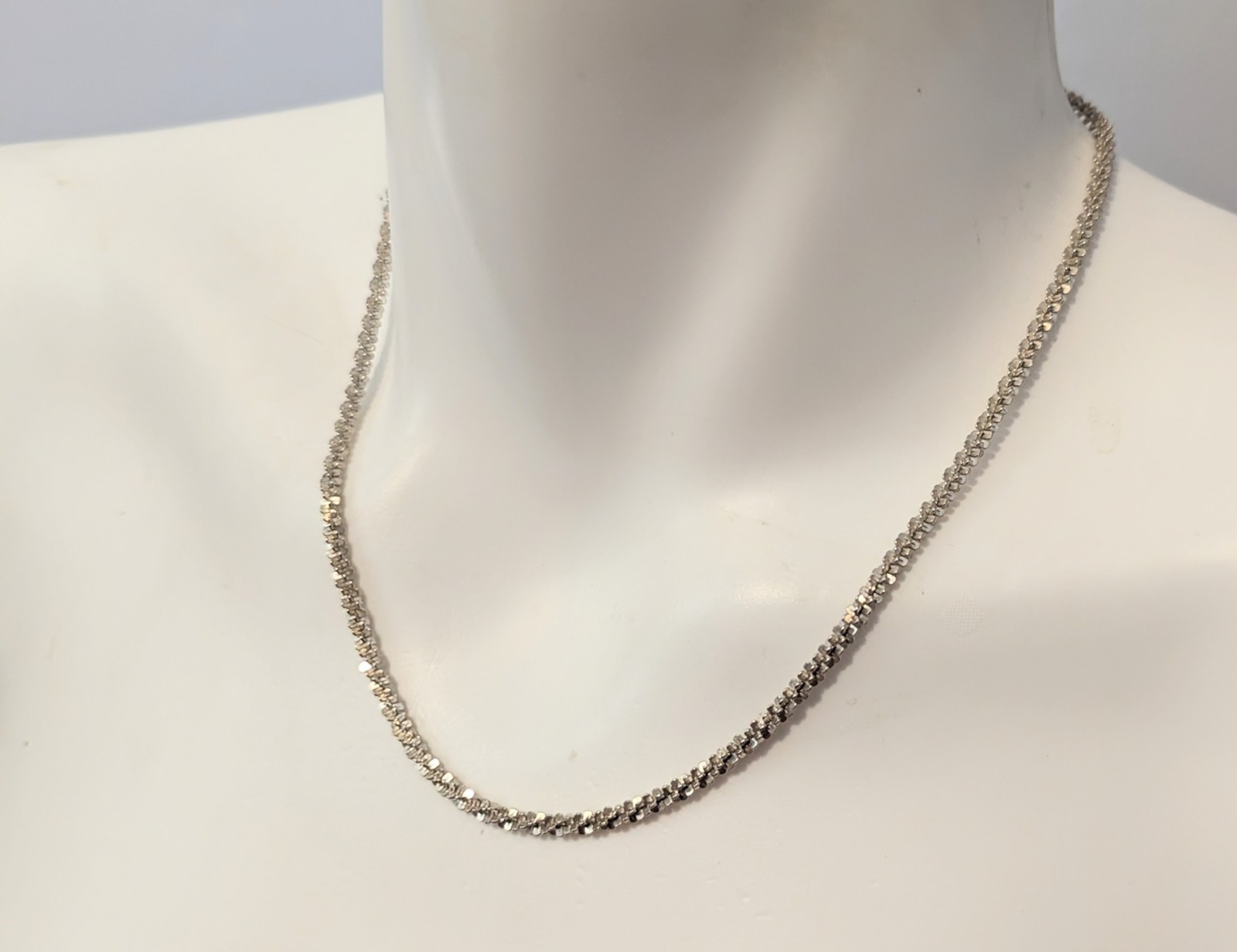 Sterling Silver 18″ 3mm Paddle Bar Margarita Link Chain Necklace
